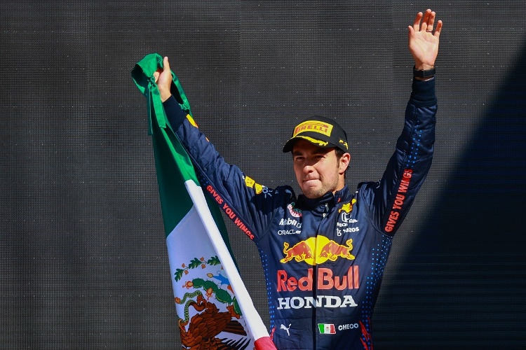 'Checo' Pérez es el 'Piloto del día' en el GP de México 