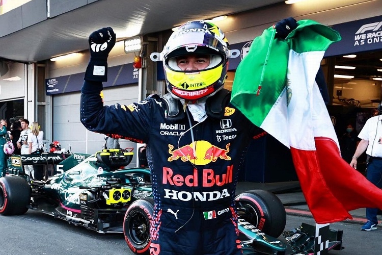 Jefe de Red Bull elogia a 'Checo' Pérez y lo llama 'El mejor' 