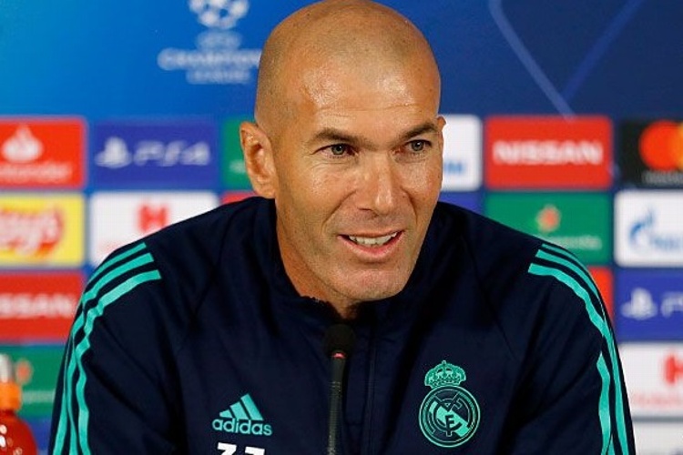 Zidane en pláticas para dirigir al PSG