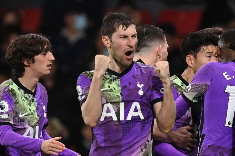 Tottenham comienza el año con triunfo