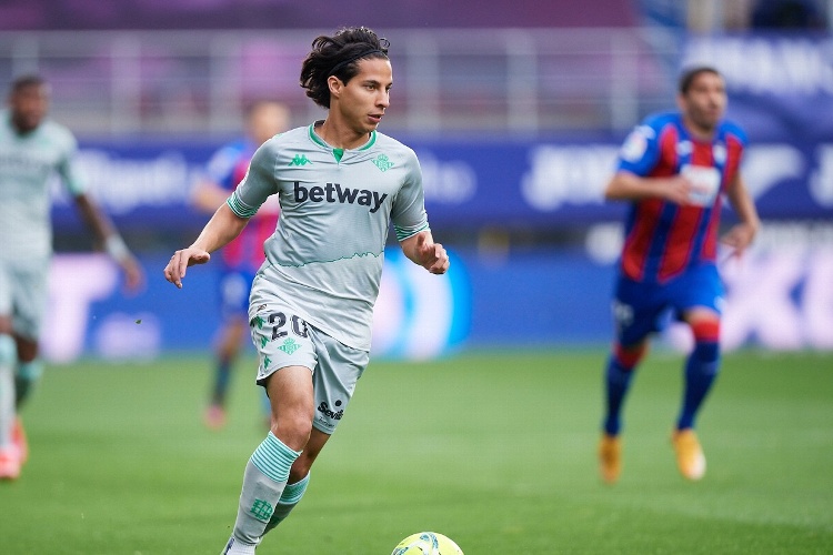 Club italiano quiere a Diego Lainez