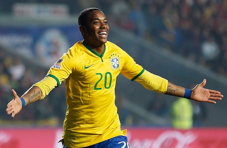 Robinho es condenado a nueve años de prisión