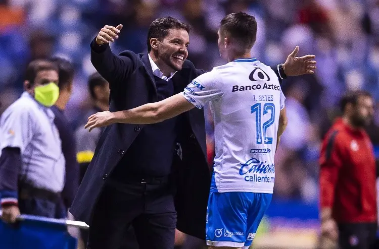 Larcamón elogia a sus futbolistas por empatarle al Atlas 