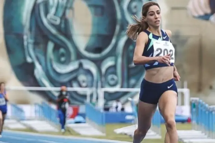 Paola Morán abre temporada bajo techo terminando quinta Paola Morán abre temporada bajo techo terminando quinta