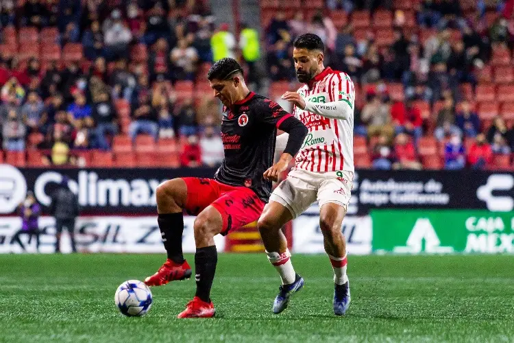 Necaxa le saca empate a los Xolos