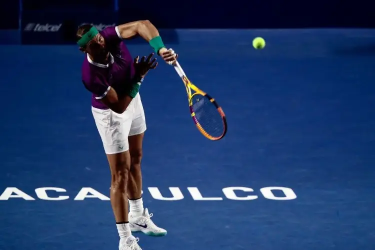 Nadal gana en Acapulco y avanza en el torneo