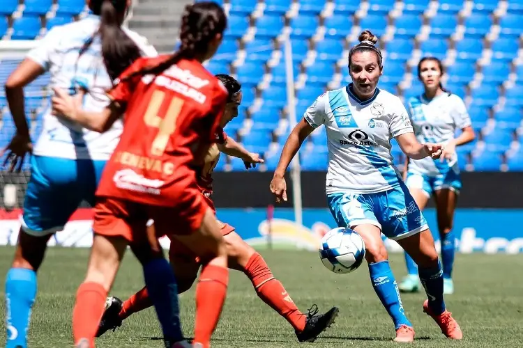 Puebla sorprende y vence a Pumas Femenil 