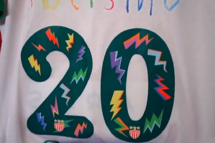 Hijo del 'Jimmy' Lozano decoró los jerseys del Necaxa (VIDEO)
