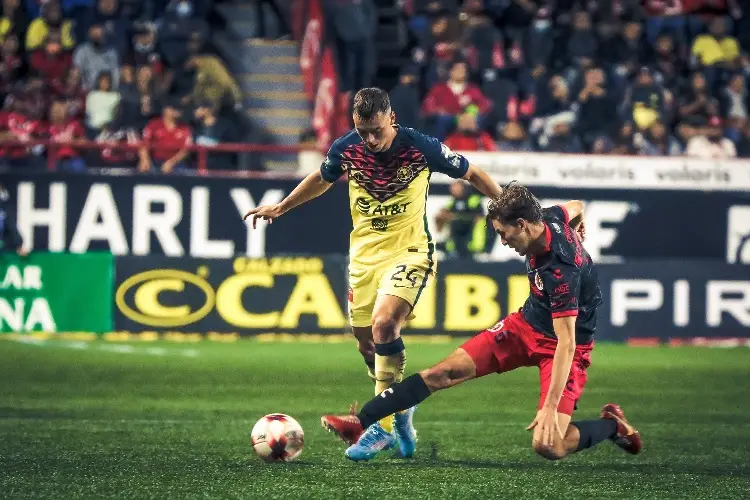 América escala posiciones con victoria sobre Xolos