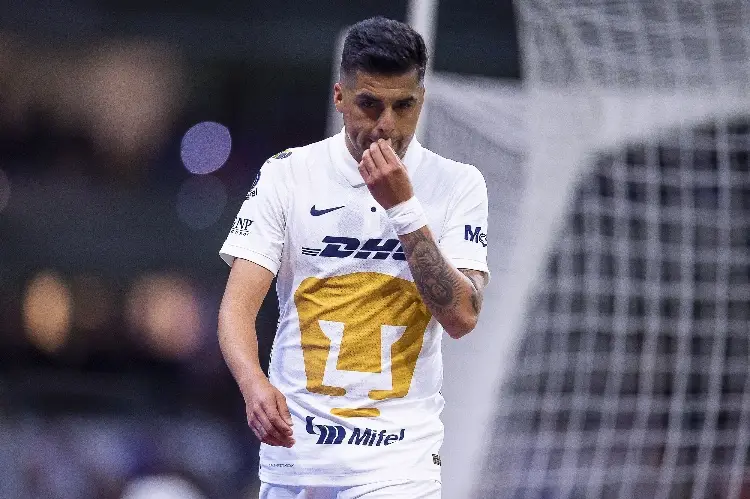 Jugador de Pumas termina en el hospital (VIDEO) Jugador de Pumas termina en el hospital (VIDEO)