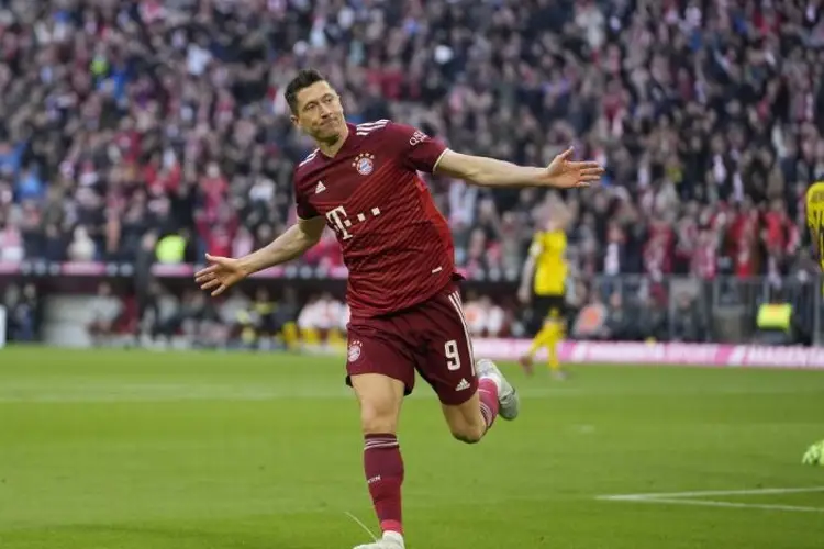 Bayern le pasa por encima al BVB y ya son campeones