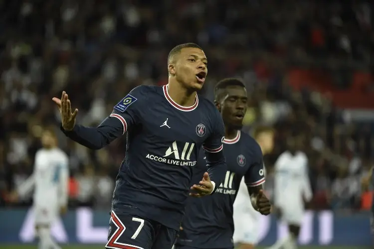 PSG confía en que Mbappé se quedará