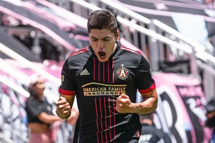 Mexicano se estrena como goleador en la MLS (VIDEO)