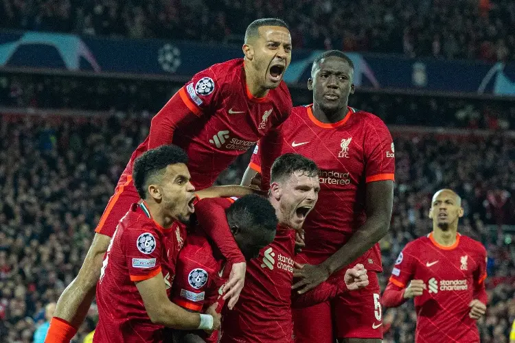 Liverpool le pega al Villarreal en la semifinal de la Champions