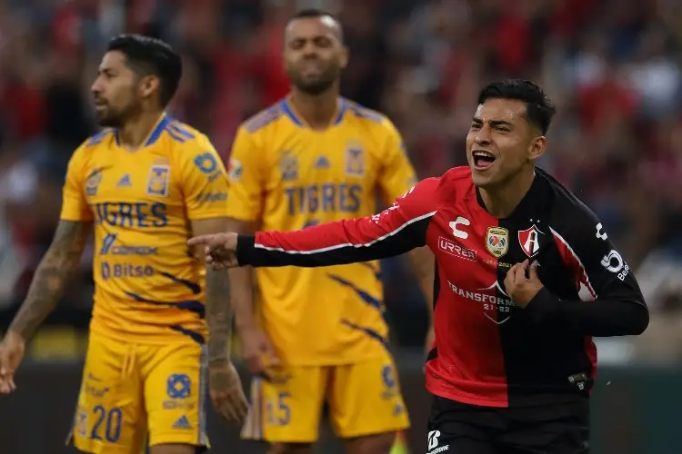 Atlas deja escapar la victoria contra Tigres, pero va a liguilla