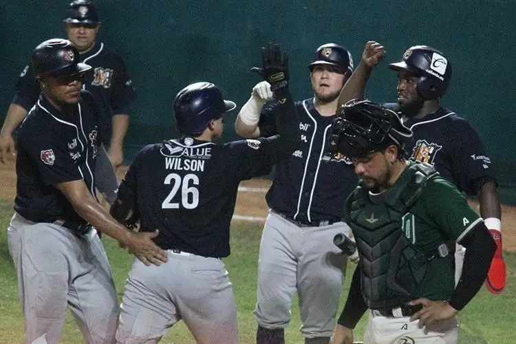 LMB: Los Tigres le pegan a los Olmecas de Tabasco 