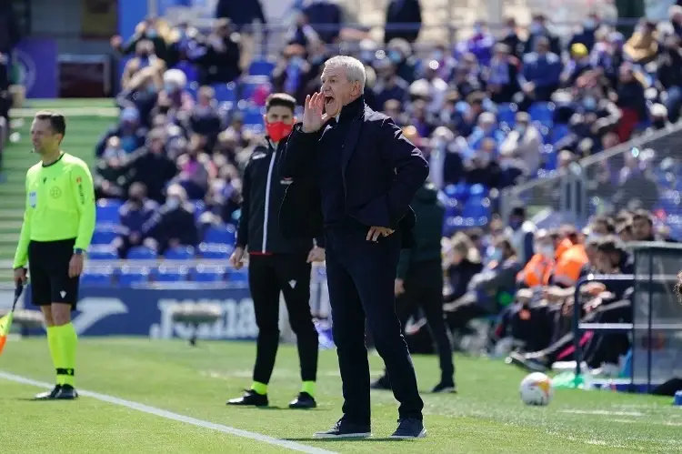 Javier Aguirre le pide perdón a la afición del Mallorca tras goleada 