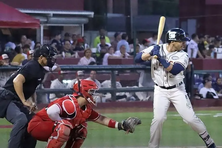 LMB: Los Diablos Rojos caen ante los Tecolotes 