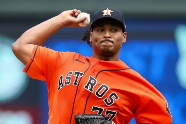 Astros gana doble cartelera y ya tiene 10 triunfos al hilo