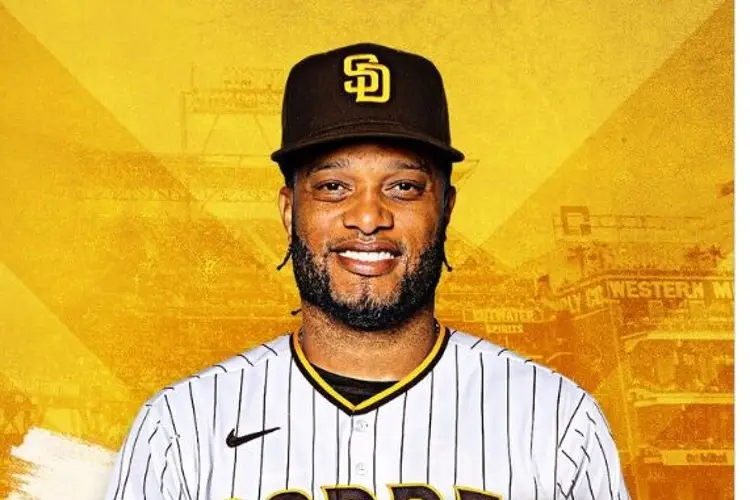 Padres firman a Robinson Canó