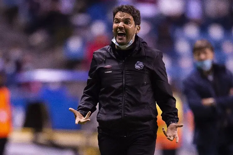 Esto dijo Larcamón sobre el arbitraje en el América vs Puebla 