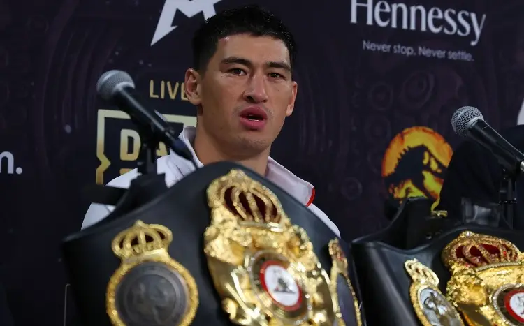 No le han pagado a Bivol tras vencer al 'Canelo'