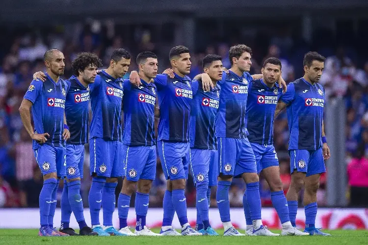 Cruz Azul escucha a su afición y despedirá a dos jugadores