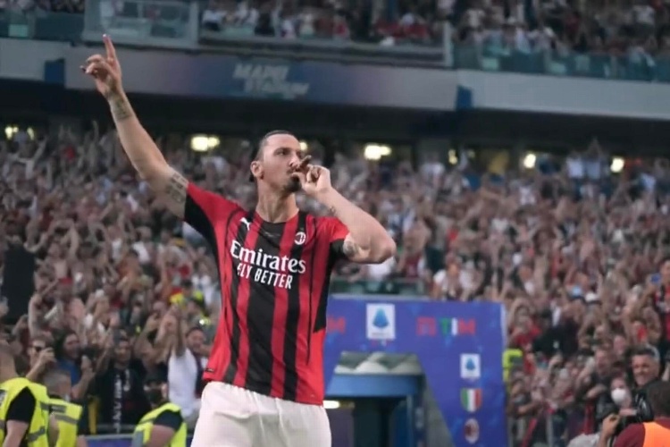 Zlatan celebra título del Milan ¡Fumando! (VIDEO)