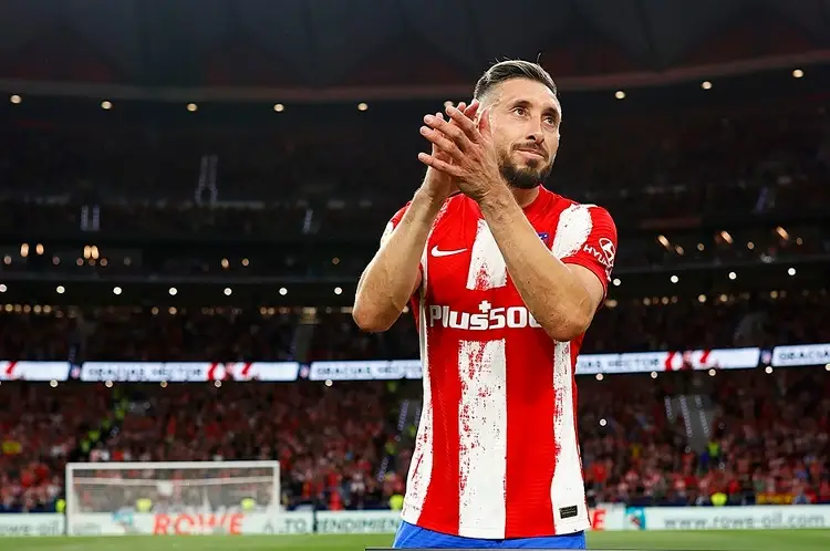 Desde la banca, Héctor Herrera se despide del Atlético de Madrid