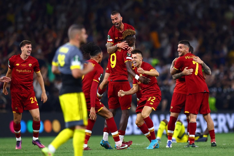 AS Roma conquista la UEFA Conference League