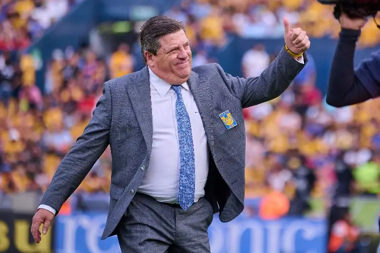 Tigres ratifica a Miguel Herrera como DT