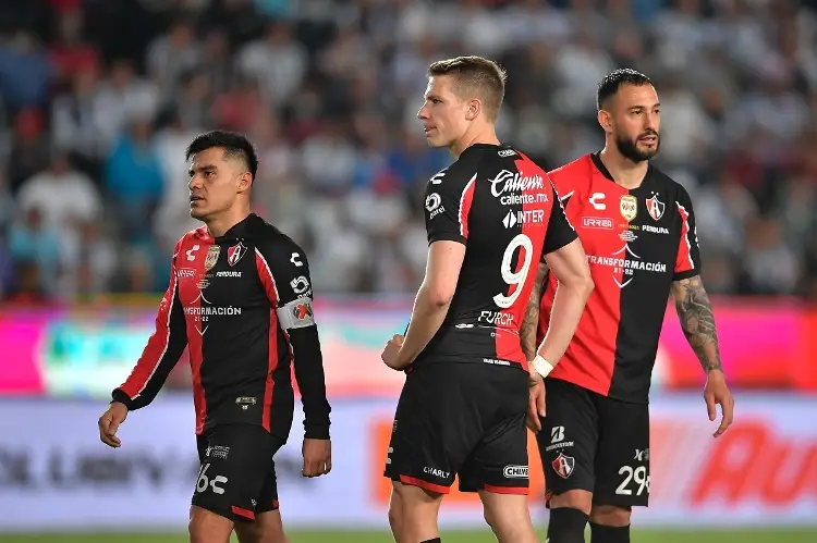 Jugadores del Atlas niegan entrevistas tras ser campeones (VIDEO)