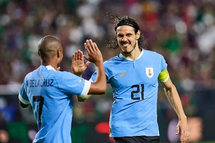 Uruguay exhibe a México con goleada