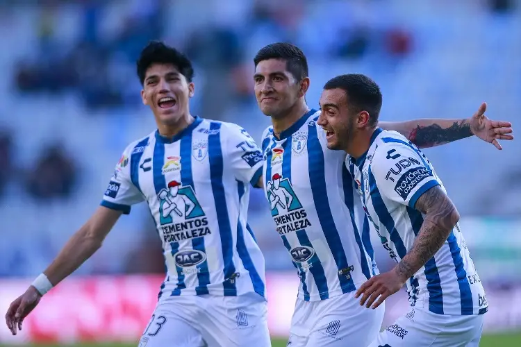 Joya del Pachuca es buscada por el PSV, lo confirma Almada 