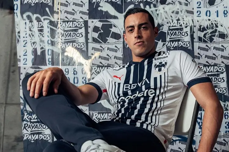 Rayados presenta su nuevo jersey (FOTOS)