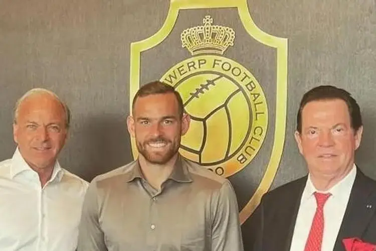 Ni adiós le dijo a Rayados, Vincent Janssen tiene nuevo club 