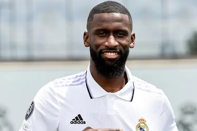 Rüdiger prefirió al Real Madrid sobre el Barcelona 