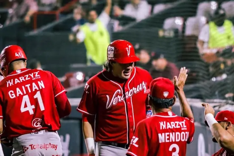 El Águila vence a los Toros en Tijuana