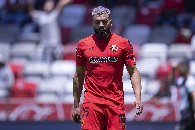 Xolos hace oficial intercambio de jugadores con Toluca