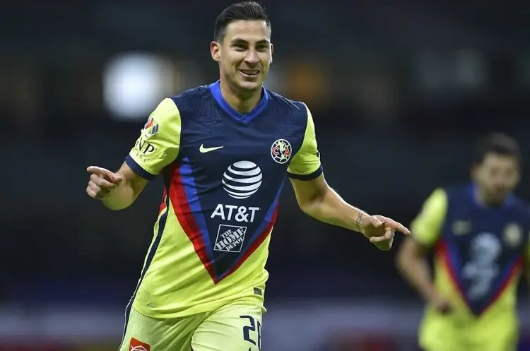 Lainez se va del América