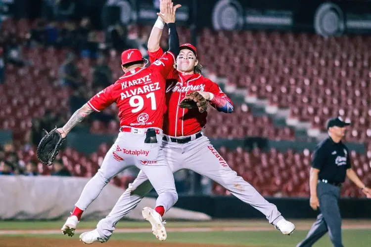 El Águila de Veracruz se lleva la serie ante el campeón 