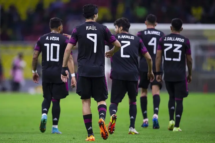 ¡Crisis total! El Tri sale del Top 10 del Ranking FIFA