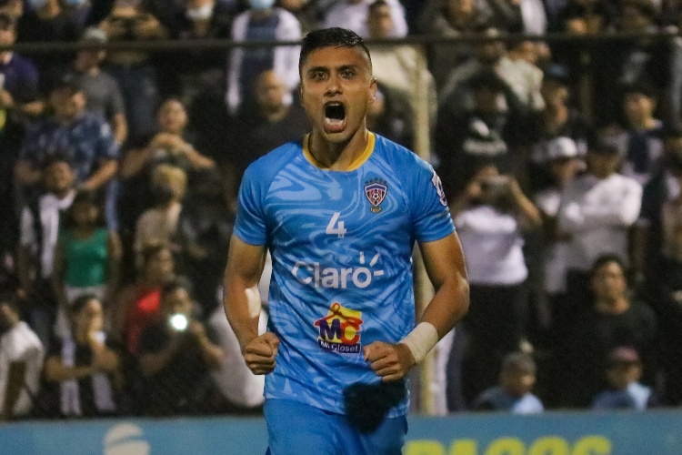 Veracruzano deja el futbol de Nicaragua para jugar en Nayarit
