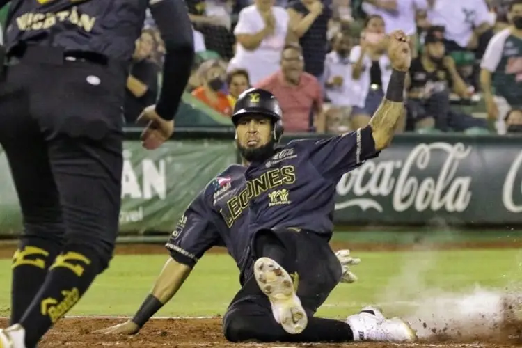 ¡Locura en Yucatán! Leones consigue épica remontada ante Diablos 