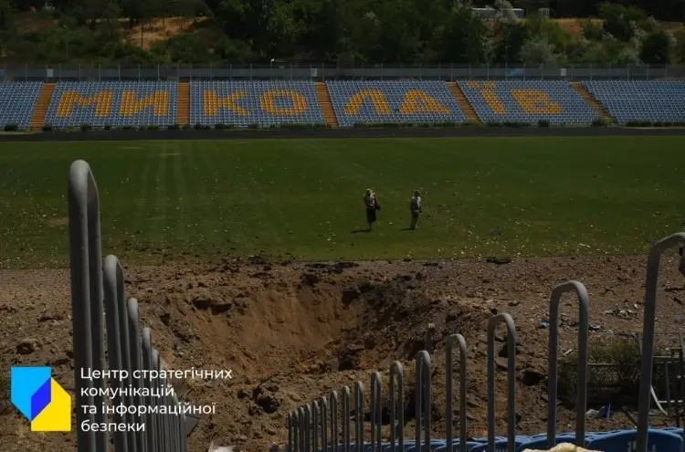 Impactante agujero en Estadio de Ucrania tras ataque ruso