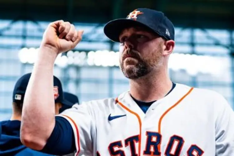 Astros se aferra al triunfo ante Yankees