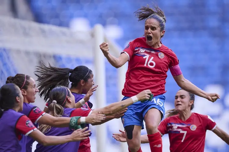 Costa Rica golea a Panamá en el Premundial Femenil