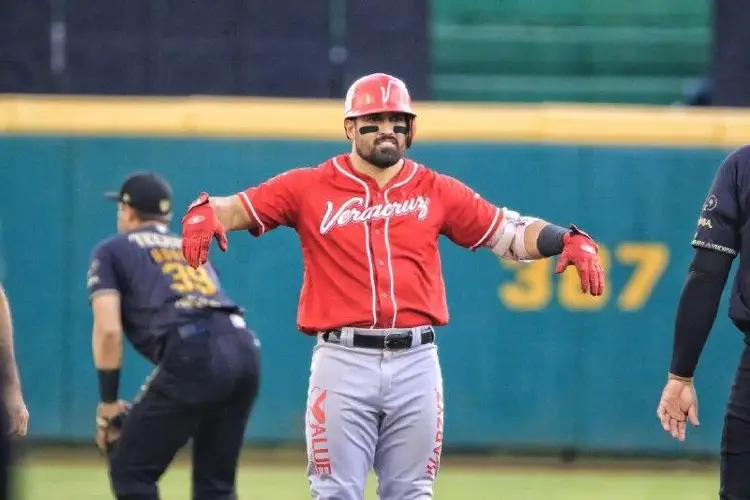 El Águila blanquea a Leones y se queda con la serie