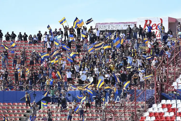 11 personas fueron desalojadas del estadio de San Luis