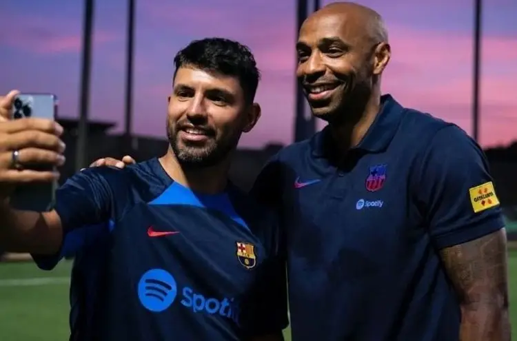 'Kun' Agüero sorprende en la pretemporada del Barcelona